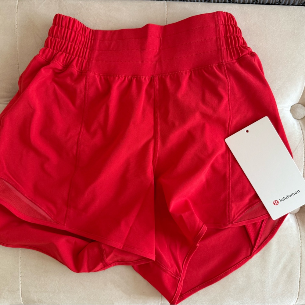 Lululemon Hotty hot shorts 4” size 2 Lulu red new color no liner